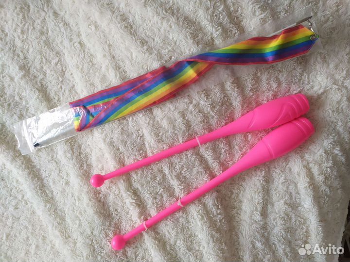 Булавы и лента имнастические