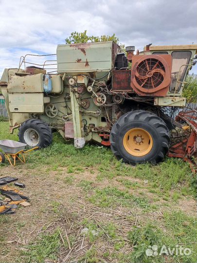 Комбайн Ростсельмаш Дон 1500Б, 1994