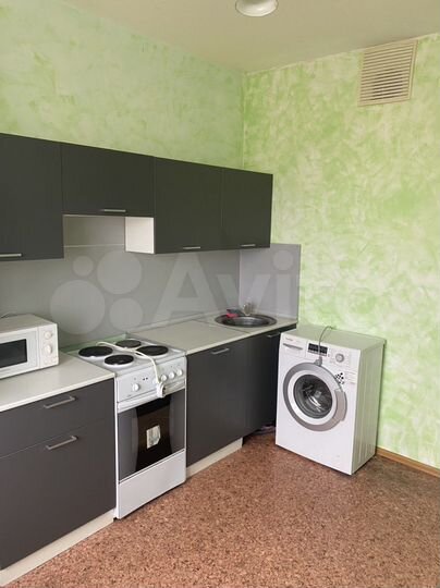 3-к. квартира, 80 м², 13/17 эт.