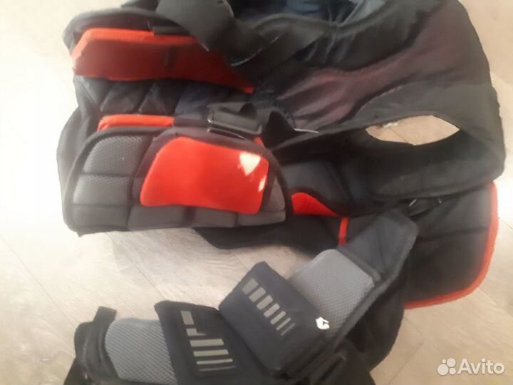 Нагрудник вратарский CCM eflex 2.9 INT L