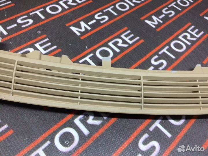 Решетка вентиляционная задней полки Bmw 5-Series