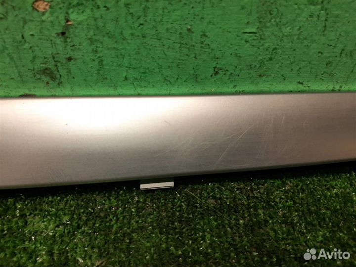 Накладка торпедо правая Subaru Legacy/ Outback BM