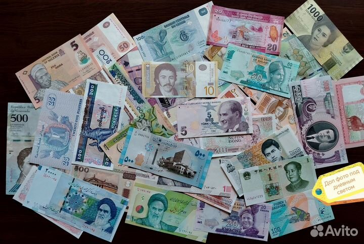 50 банкнот с 30 разных стран