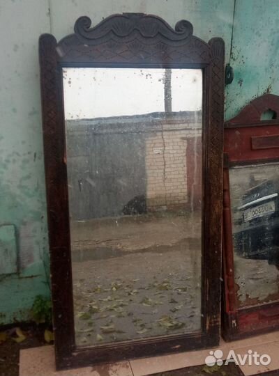 Зеркало старинное