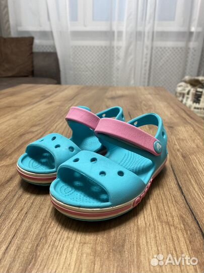 Босоножки crocs c7 для девочки