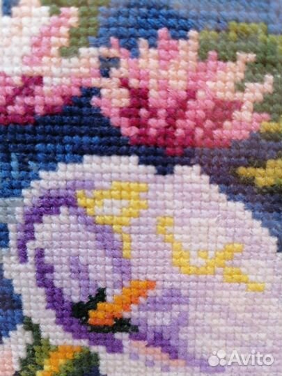 Картина в раме, вышивка крестом