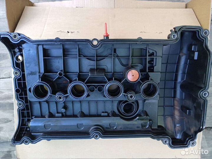 Клапанная крышка citroen - Peugeot (б/у)