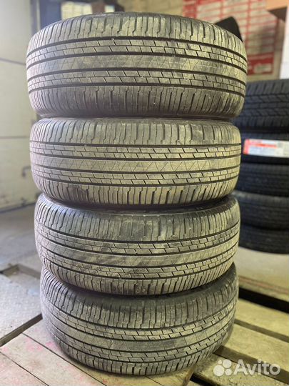 Bridgestone Dueler A/T 693 265/55 R20