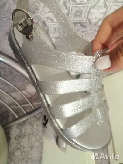 Сандали для девочки