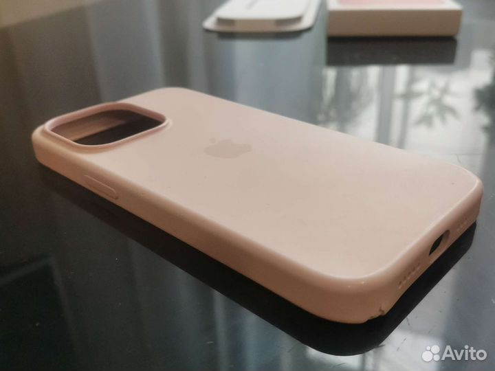 Оригинальный чехол на iPhone 13 pro