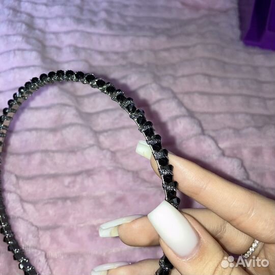 Ободок для волос со стразами