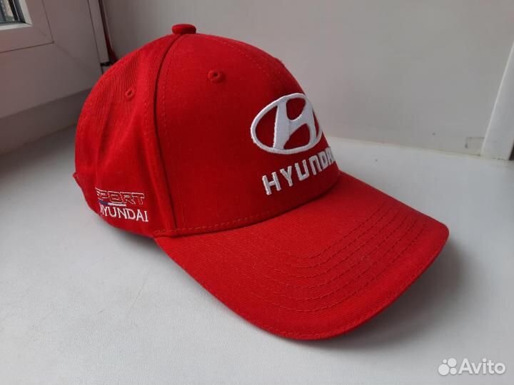 Бейсболка (кепка) Hyundai (хюндай) красная
