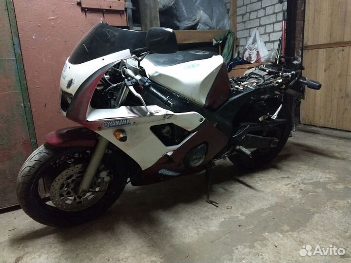 Запчасти для Yamaha fzr400rr 92г