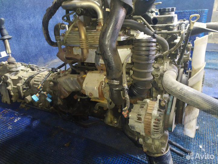 Двигатель Mitsubishi Delica PE8W 4M40TE 2000