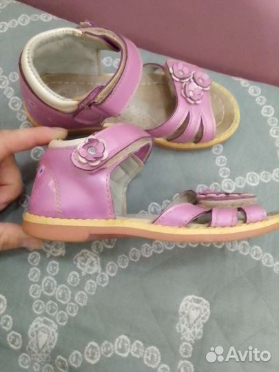 Босоножки для девочки 28