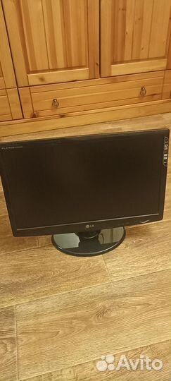 Монитор 23 дюйма LG