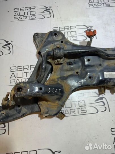 Подрамник передний Kia Ceed JD D4FB 2013