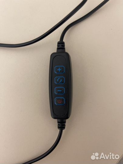 Держатель для телефона с лампой