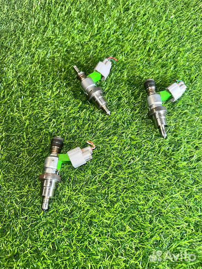 Форсунка бензиновая Toyota 1az-fse 2az-fse