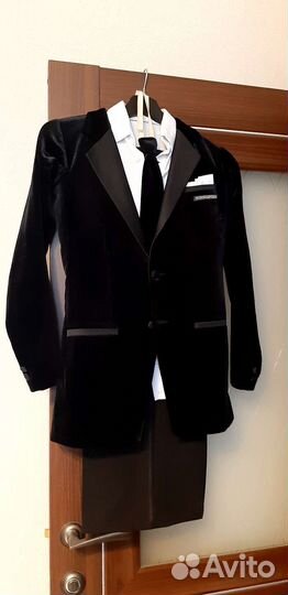 Костюм для бальных танцев