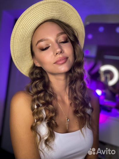 Макияж и прическа