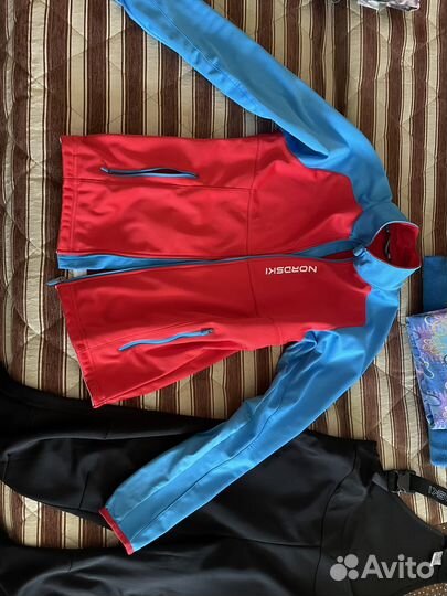 Лыжный разминочный костюм nordski