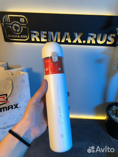 Автомобильный пылесос Xiaomi