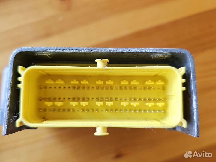 Блок управления подушек безопасности Passat b6