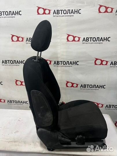 Сиденье 6901C624XB переднее правое Mitsubishi L200