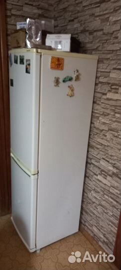 Холодильник бу маленький