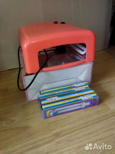 Лампа для ногтей