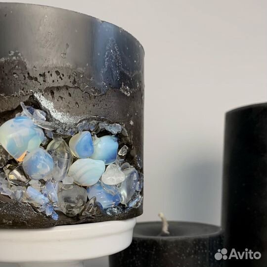 Свечи черные с лунным камнем