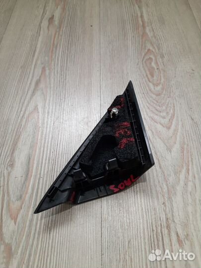 Уголок накладка зеркала внутри салона Kia soul 2 Л