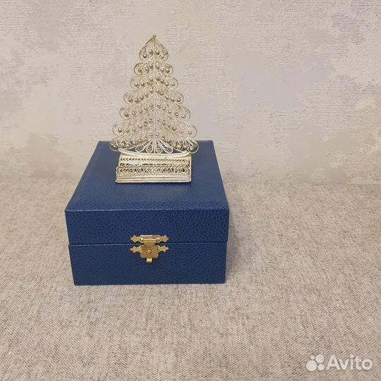 Визитница настольная