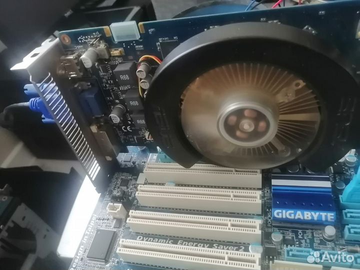 Видеокарта GeForce GTS / Radeon HD