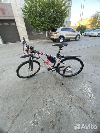 Велопипед GT