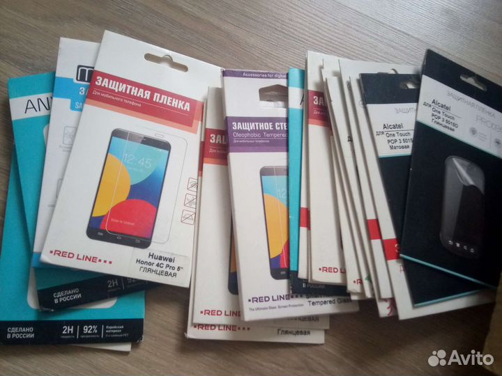 Пленки на телефоны