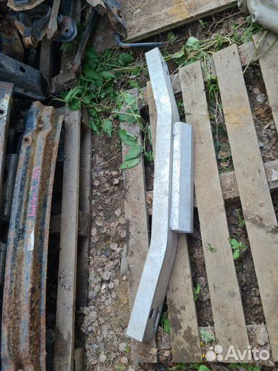 Усилитель бампера задний Nissan Murano Z51 VQ35DE