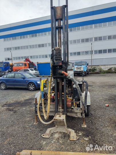 Малогабаритная буровая установка