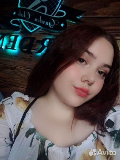 Официант с проживанием