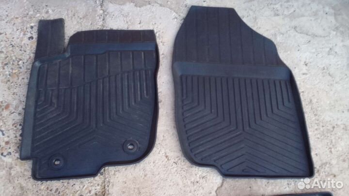 Коврики на Тойоту Рав 4 2013-2019