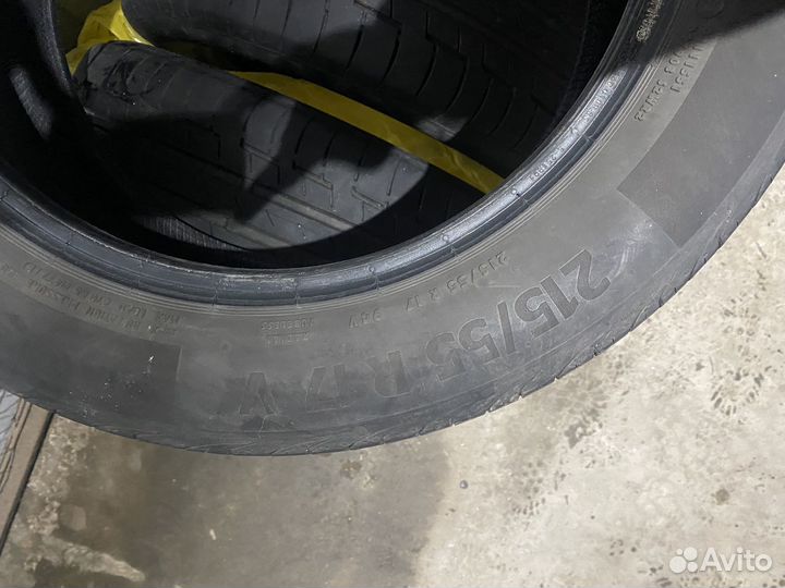 Continental ContiPremiumContact 215/55 R17 V