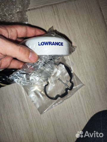 Компас lowrance point 1 с кабелем подключения