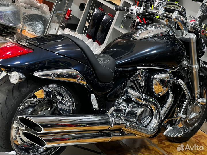 Suzuki boulevard m109r