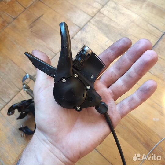 Манетка Shimano acera m3000