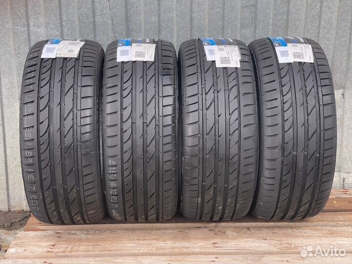 Sailun Atrezzo ZSR 215/40 R17