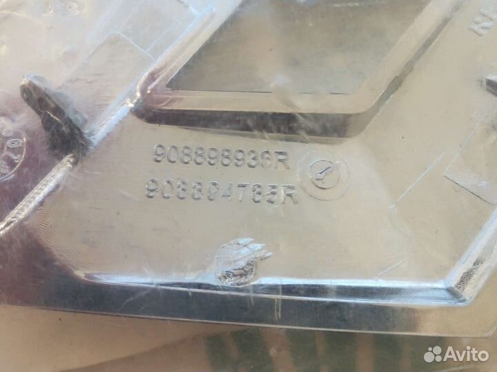 908894785r эмблема на крышку багажника рено