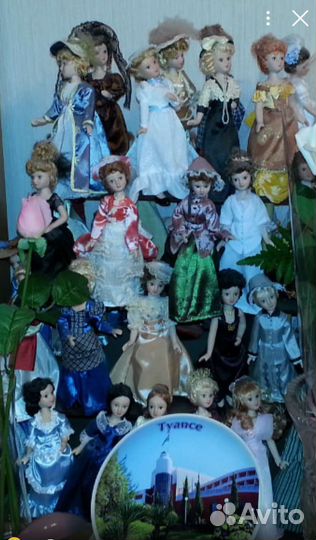 Кукла фарфоровая коллекционная