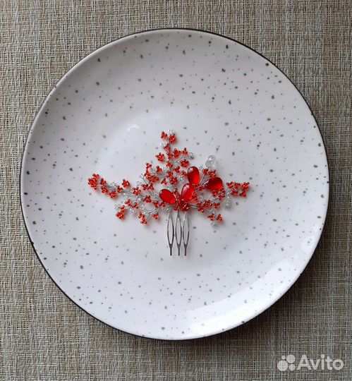 Гребень в волосы