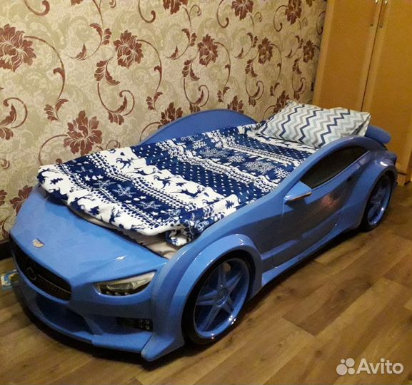 Кровать машина